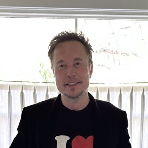 Elon Musk VS Mark Zuckerberg Akan Segera Bertanding? Ini Kata Elon