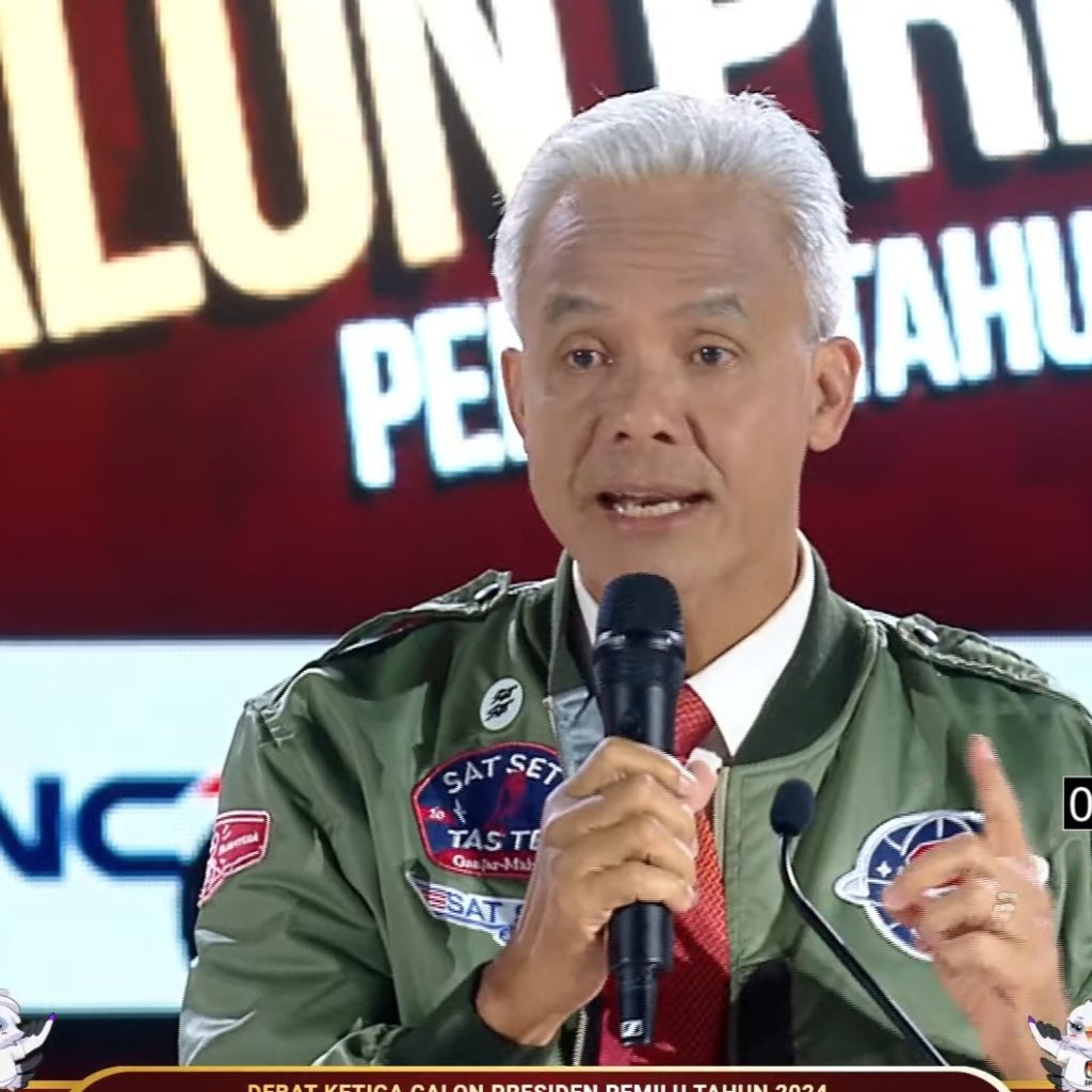 Debat Capres 2024: Ganjar Dorong Polri untuk Cegah TPPO hingga Program Beasiswa bagi Anak Prajurit dan Bhayangkara