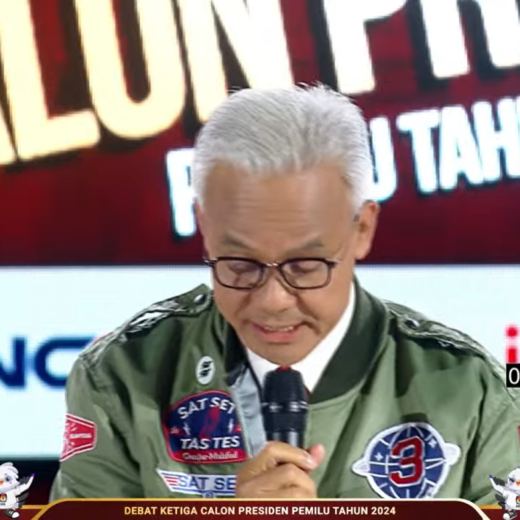Ganjar sebut pentingnya peningkatan keamanan siber Indonesia dalam debat capres 2024. Foto: Tangkapan Layar YouTube KPU RI