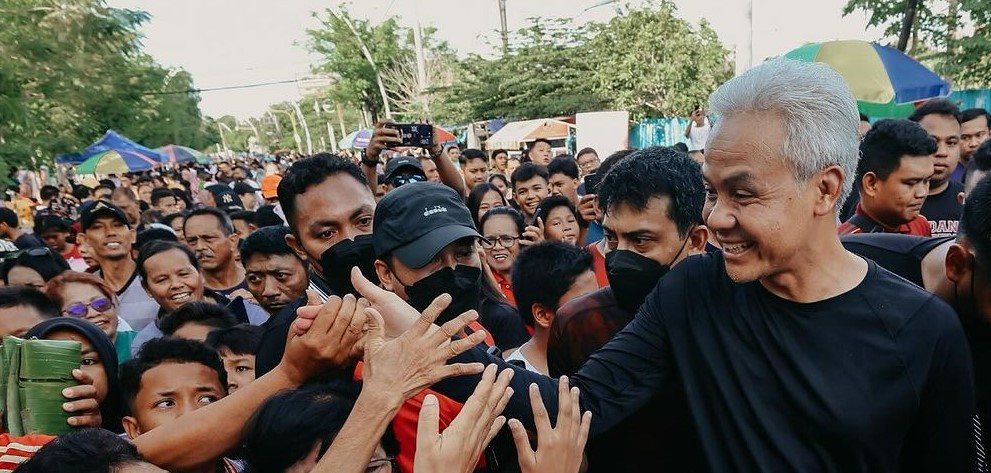 Visi, misi, dan program Ganjar Pranowo di debat capres 2024. Foto: Instagram.com/ganjar_pranowo