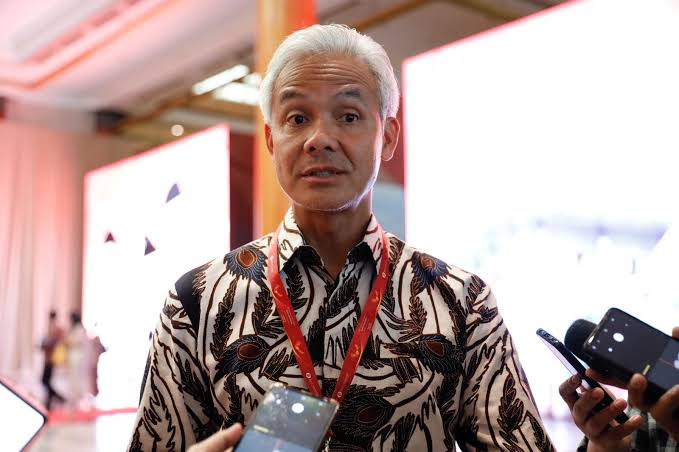 Mantan Gubernur Jateng, Ganjar Pranowo merespons hasil hitung cepat Pilkada Jateng 2024. Foto: jatengprov.go.id