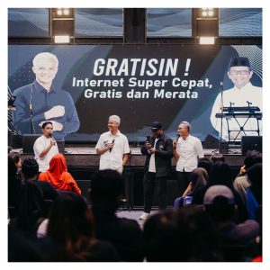 Hadir pada Peluncuran Program Internet Gratis, Ganjar: Makan Siang Sudah Cukup