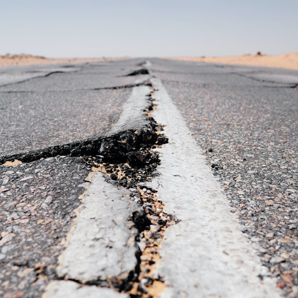 Gempa magnitudo 7,4 menerpa Jepang. Foto: unsplash.com/JensAber