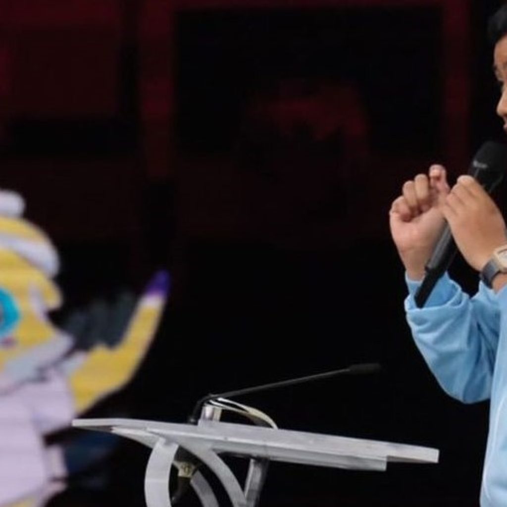 Sikap Gibran di debat cawapres 2024 menuai sentimen negatif. Foto: Instagram.com/prabowo