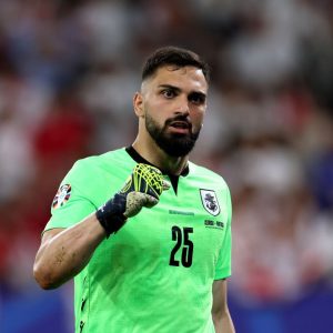 Jadi Target Chelsea dan Liverpool, Giorgi Mamardashvili Siap Pindah Klub dengan Satu Syarat Wajib