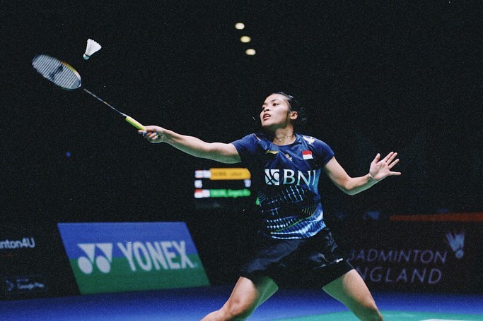 Gregoria Mariska Tunjung terhenti di babak 16 besar usai kalah dari Nozomi Okuhara. Foto: instagram.com/gregoriamrska