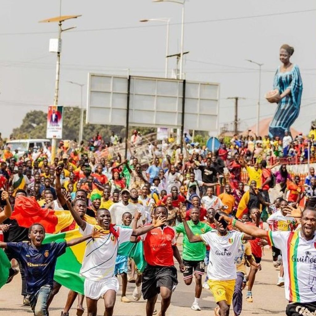 Pendukung timnas Guinea. Foto: instagram.com/sylinational