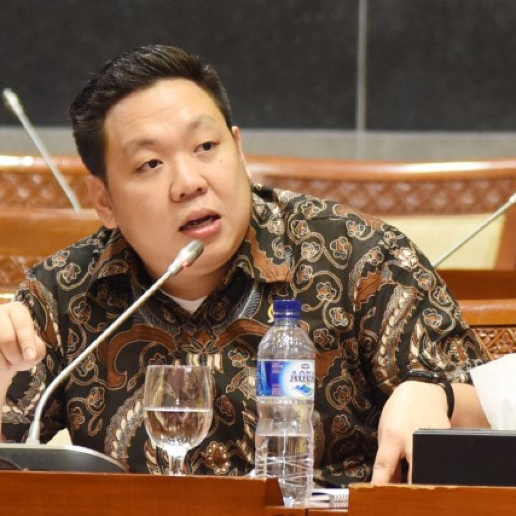TUTURPEDIA - Ramai Polemik tentang KRIS BPJS, DPR: Secara Prinsip Kami Dukung