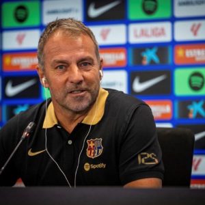 Flick: UEFA dan FIFA Harus Pedulikan Pesepak Bola!