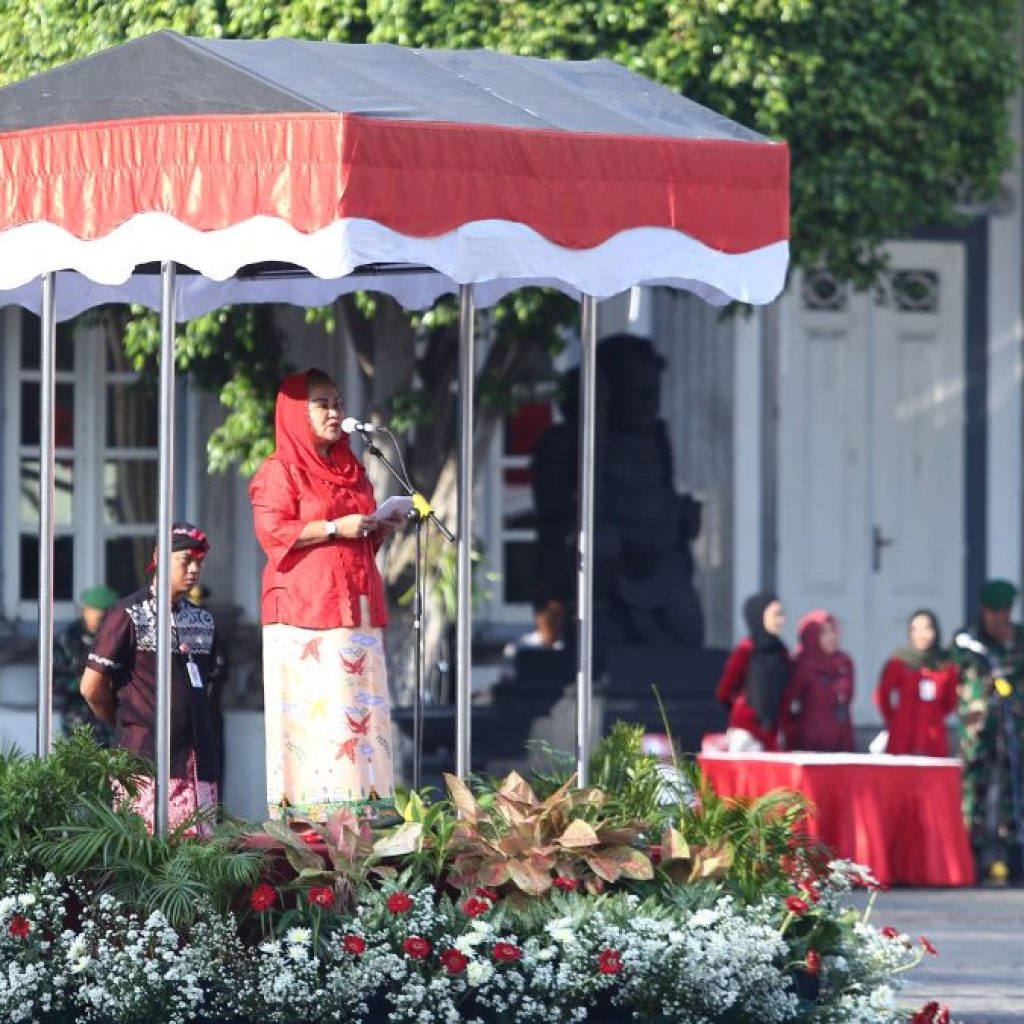 Wali Kota Semarang, Hevearita Gunaryanti Rahayu memimpin upacara memperingati momen Hari Kebangkitan Nasional di Balai Kota Semarang. Foto: Dok. Pemkot Semarang