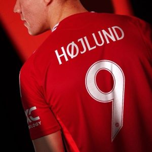 MU Umumkan Skuad Tur Pramusim dan Pemilik Baru Nomor 9 di Tim