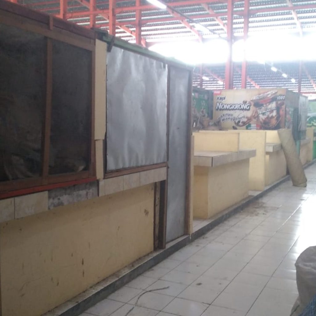 Pedagang Pasar Rakyat Sido Makmur, Berharap Pemerintah Blora Turun Tangan Atasi Bangunan Liar