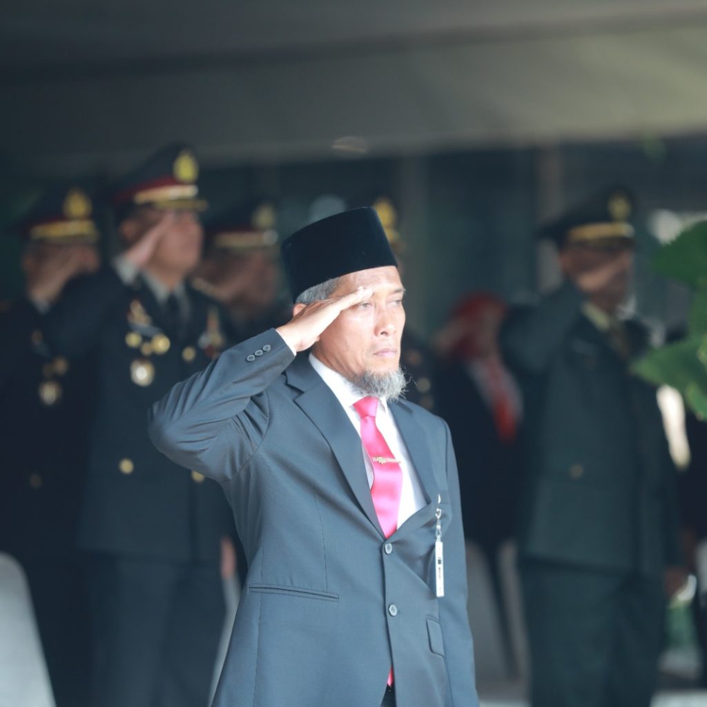 Peringati Hari Pahlawan, Pemprov Jateng Ajak Kolaborasi untuk Berantas Kemiskinan dan Kebodohan