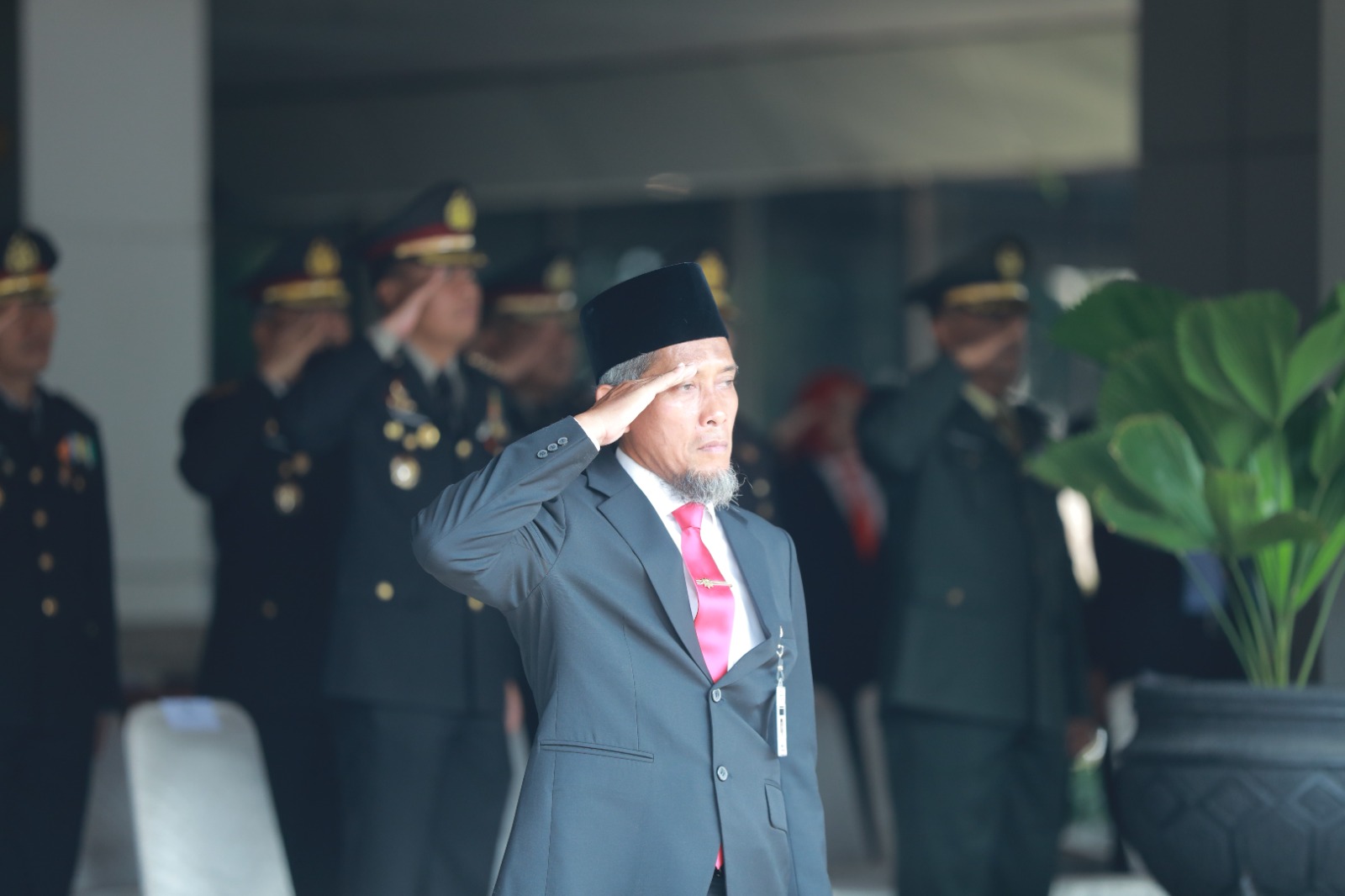 Pemprov Jateng ajak kolaborasi untuk berantas kemiskinan dan kebodohan di peringatan Hari Pahlawan. Foto: Istimewa
