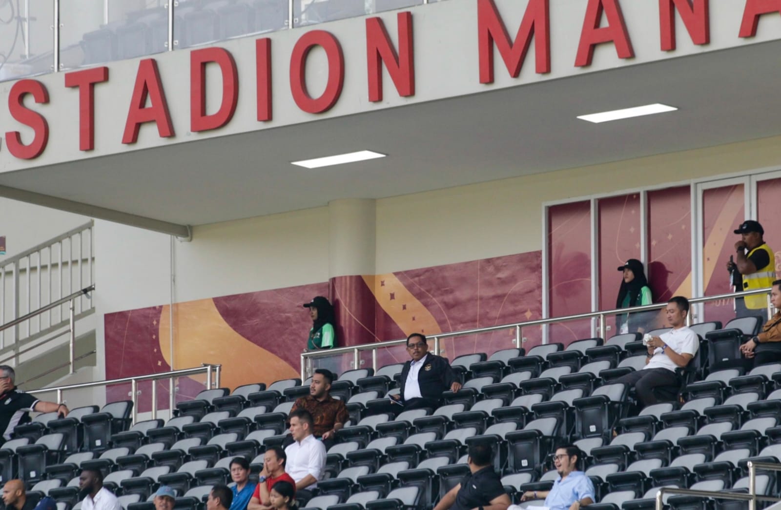 Bekerja sama dengan Polda Jateng, Pj Gubernur Jateng memastikan keamanan Piala Dunia U-17 di Stadion Manahan. Foto: Istimewa