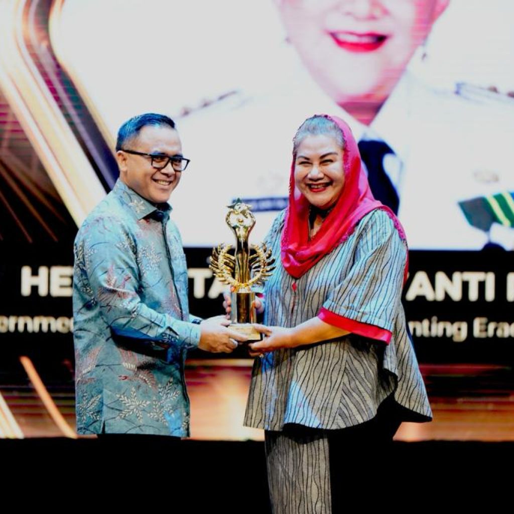 Wali Kota Semarang meraih penghargaan berkat keseriusannya dalam mengatasi stunting. Foto: Istimewa