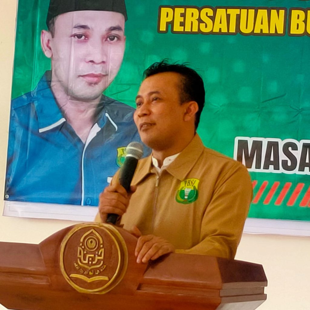 TUTURPEDIA - Pelantikan Pengurus PBSI Blora, Ketua akan Tingkatkan Pembinaan Atlet dan Sarpras