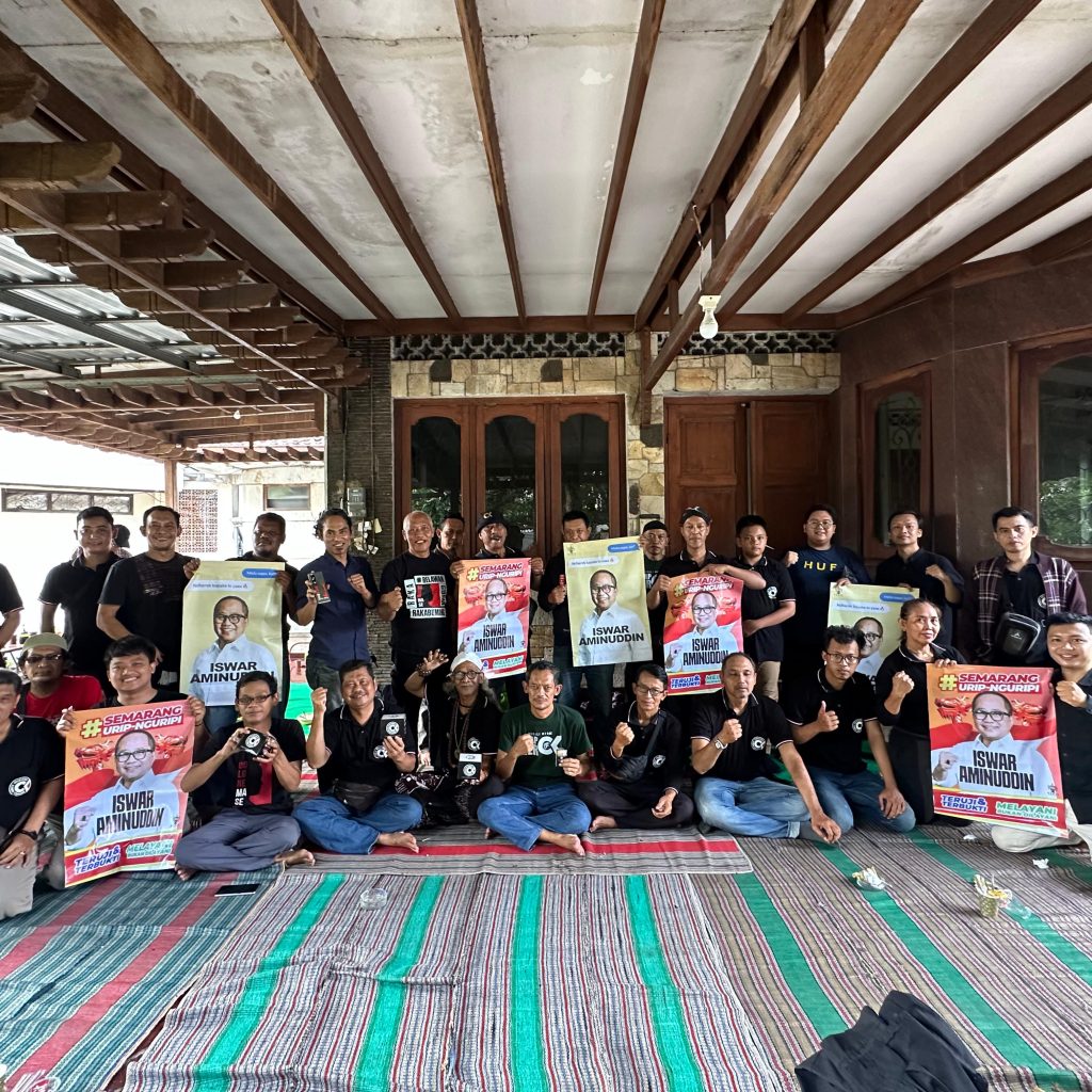 TUTURPEDIA - Komunitas Rokok Kretek Rempah CK dan Anak Muda Satukan Visi Majukan Kota Semarang Bersama Iswar Aminuddin