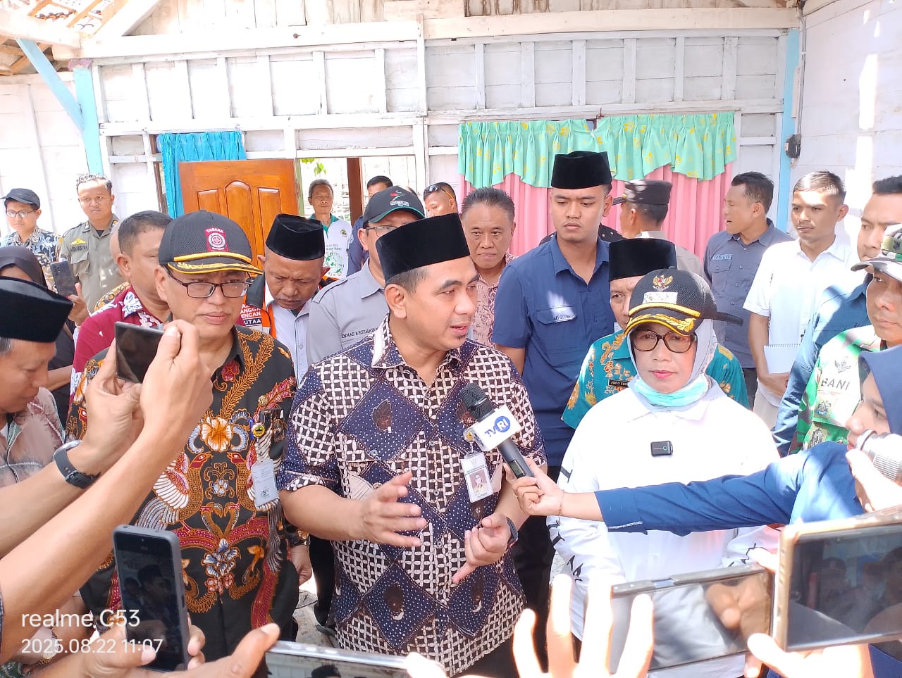 TUTURPEDIA - Wakil Gubernur Tinjau Kebakaran Minyak di Blora
