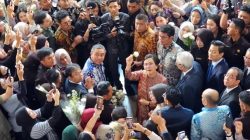 Perpisahan Sri Mulyani Diiringi Isak Tangis Pegawai Kemenkeu