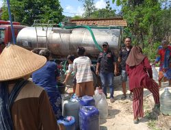 GERAK CEPAT!  Dua Pekan GRIB Jaya Blora Kirim Bantuan Air Bersih ke Desa Gandu