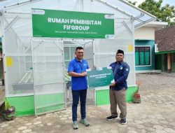 FIF Group Blora Suntik “Green House” ke SMK Ma’arif: Lahirkan Wirausahawan Pertanian dan Jaga Ketahanan Pangan!