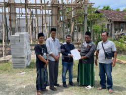 DORONG KEPEDULIAN SOSIAL: Anggota DPRD Blora Apresiasi PT SPP Bantu Mushola Ponpes Darussalam yang Lama Terhenti