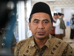 Pantau Banjir Pekalongan, Wagub Jateng Pastikan Pengungsi Dapat Fasilitas Layak