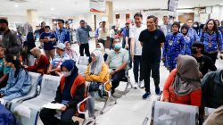 TUTURPEDIA - Gubernur Luthfi Tegaskan RS di Jateng Tak Boleh Tolak Pasien Terdampak PBI JK Nonaktif
