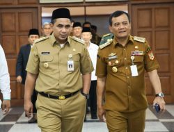 Setahun Pesantren Obah Luthfi-Yasin: Ratusan Ribu Guru Agama dan Hafiz Diberi Intensif, Santri dan Pengasuh Disiapkan Beasiswa