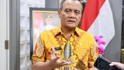 Sampaikan Belasungkawa, Gubernur Ahmad Luthfi: Try Sutrisno Sosok Negarawan 12 TUTURPEDIA - Sampaikan Belasungkawa, Gubernur Ahmad Luthfi: Try Sutrisno Sosok Negarawan