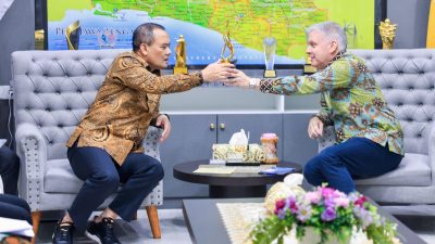 Kanada Lirik Investasi di Jawa Tengah, Gubernur Luthfi Tawarkan Teknologi Pertanian hingga Kesehatan 10 TUTURPEDIA - Kanada Lirik Investasi di Jawa Tengah, Gubernur Luthfi Tawarkan Teknologi Pertanian hingga Kesehatan