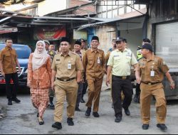 Pedagang Pasar Bintoro Wadul Minyakita Langka, Gus Yasin Gercep Minta OPD Cek Distributor dan Sesuaikan HET