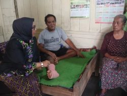 Wabup Blora Sri Setyorini Turun Langsung Bantu Biaya Pengobatan Warga Kedungtuban