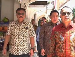 Pantau Peredaran Pangan, DPR RI Komisi IX, Edy Wuryanto, Dialog Langsung dengan Pedagang di Pasar