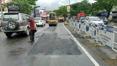 Wali Kota Semarang, Agustina Wilujeng Pastikan 97 Persen Jalan Kota Siap Sambut Pemudik 10 TUTURPEDIA - Wali Kota Semarang, Agustina Wilujeng Pastikan 97 Persen Jalan Kota Siap Sambut Pemudik