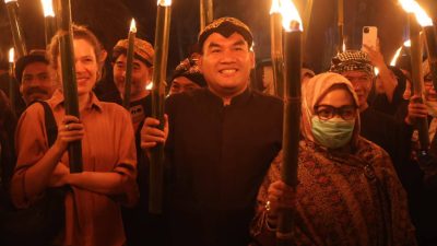 TUTURPEDIA - Hadir di 119 Tahun Perjuangan Samin Surondiko, Bupati Arief Dorong Ajaran Samin "Masuk Sekolah"