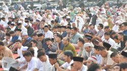 TUTURPEDIA - Pemkot Semarang Gelar Sholat Idul Fitri di Halaman Balaikota