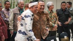 TUTURPEDIA - Tepis Isu Renggang, Ahmad Luthfi dan KDM Ngobrol Akrab Penuh Canda Tawa
