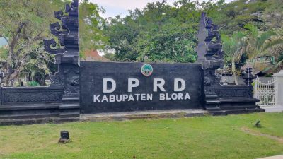 Dana Narsum DPRD Blora Menggantung: Batas Waktu Terlampaui, Dugaan Pelanggaran Pasal 18 Kian Menguat 11 TUTURPEDIA - Dana Narsum DPRD Blora Menggantung: Batas Waktu Terlampaui, Dugaan Pelanggaran Pasal 18 Kian Menguat