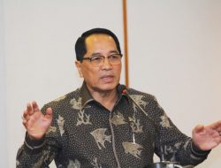 Firman Soebagyo: Kehadiran Buku Karya Sarmuji Menjadi Penanda bahwa Dunia Politik Masih Memiliki Ruang bagi Nilai-nilai Kebudayaan dan Kepekaan Sosial!