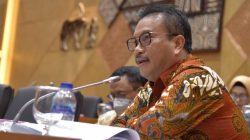 TUTURPEDIA - PHK Tak Bisa Sepihak! Edy Wuryanto Dorong Aturan Keras: Hak Buruh Harus Dibayar, Bahkan Saat Perusahaan Bangkrut