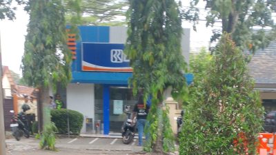 Viral! Dituduh Intel Kodim Saat Demo di Pati, Pria Berambut Gondrong Ini Berikan Klarifikasi! 17 TUTURPEDIA - Viral! Dituduh Intel Kodim Saat Demo di Pati, Pria Berambut Gondrong Ini Berikan Klarifikasi!
