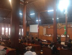 Rakyat Kuasai DPRD Blora! Tokoh Pemuda Pilang Abun Law Pulo: Warga Terdampak Seharusnya Mendapatkan Perhatian!