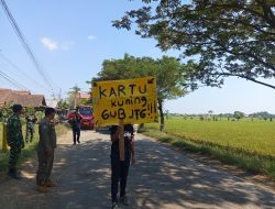 Aksi ‘Tanam Pisang’ Berbuah Manis, Inisiator Aksi dan Warga Siap Kawal Pembangunan Jalan Randublatung-Cepu Sampai Tuntas!