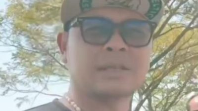 Sindir Jalan Rusak Randublatung-Cepu, Adit: "Wong Meteng Iso Brojol Ndisek!" 10 TUTURPEDIA - Sindir Jalan Rusak Randublatung-Cepu, Adit: "Wong Meteng Iso Brojol Ndisek!"