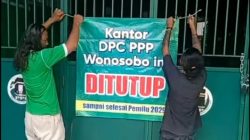 Kantor PPP Wonosobo Disegel, Kader Mengamuk Tolak SK DPP 3 TUTURPEDIA - Kantor PPP Wonosobo Disegel, Kader Mengamuk Tolak SK DPP