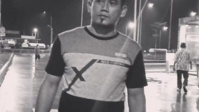 Tagar Save Kang Peyek Terus Bermunculan di Medsos! Rakyat Desa Hutan Menuntut Keadilan, Bukan Sekadar Janji 11 TUTURPEDIA - Tagar Save Kang Peyek Terus Bermunculan di Medsos! Rakyat Desa Hutan Menuntut Keadilan, Bukan Sekadar Janji