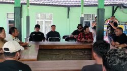 Diduga Ada Dana “Siluman” Rp150 Juta Dari PT PDSI, Warga Kradenan Geruduk Kecamatan! 3 TUTURPEDIA - Diduga Ada Dana “Siluman” Rp150 Juta Dari PT PDSI, Warga Kradenan Geruduk Kecamatan!