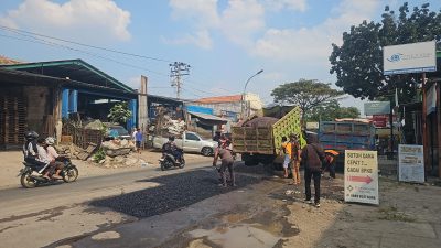 DPU Percepat Penanganan Jalan Kalipancur, Perbaikan Disesuaikan Tingkat Kerusakan 13 TUTURPEDIA - DPU Percepat Penanganan Jalan Kalipancur, Perbaikan Disesuaikan Tingkat Kerusakan